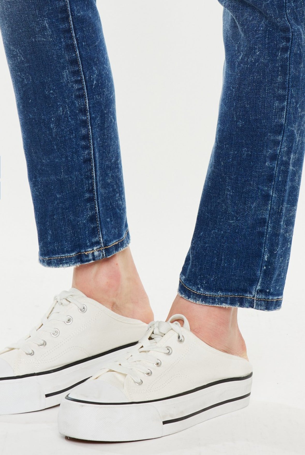 High Rise Cigarette Kan Can Jeans