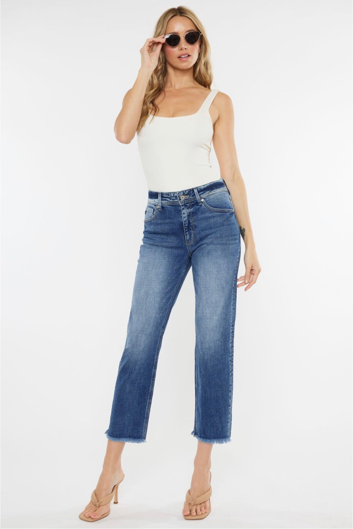 Straight Leg Frayed Hem Kan Can Jeans
