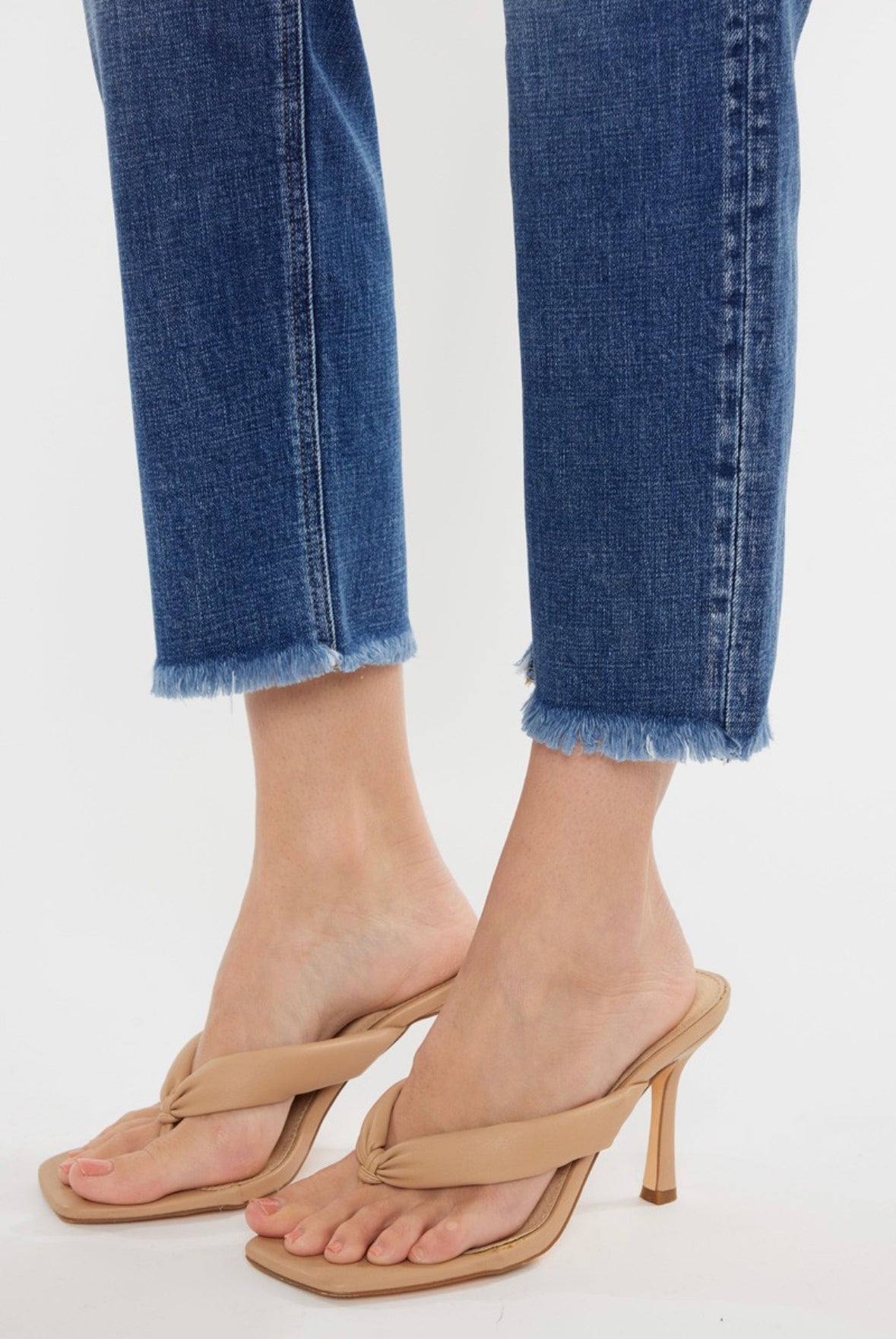 Straight Leg Frayed Hem Kan Can Jeans