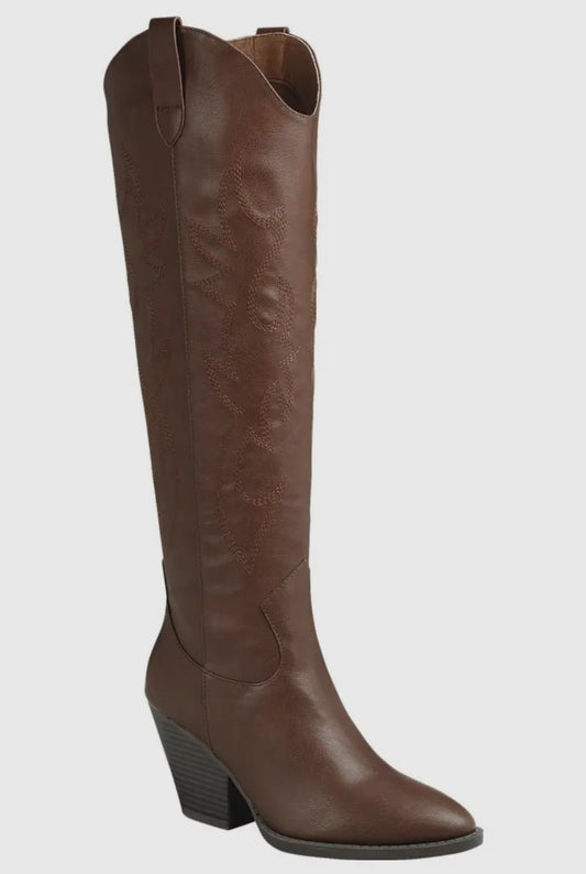 Brown Fair Queen Boots