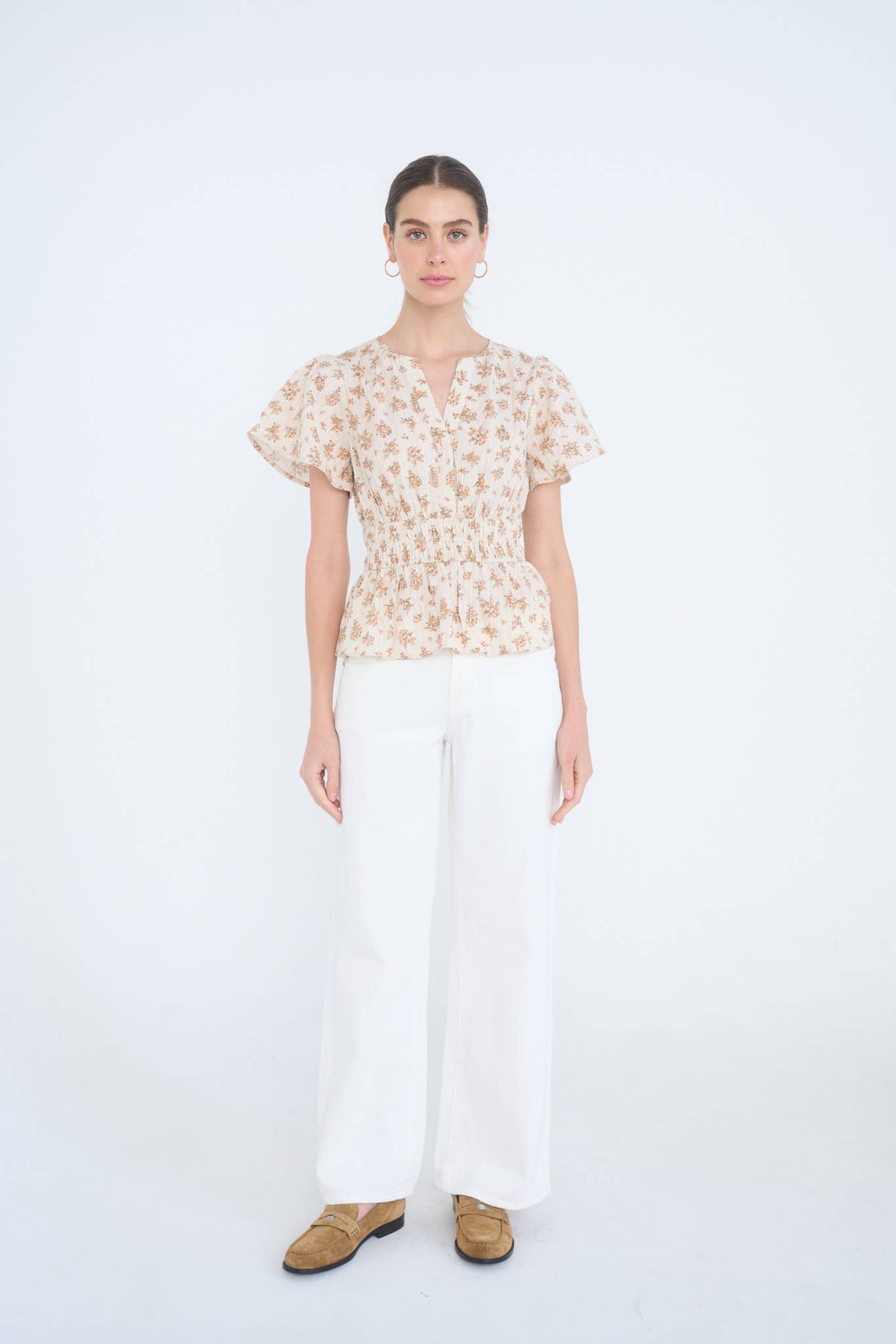 FLORAL CLIP DOT SPLIT NECK BELL SLEEVE TOP: DUSTY BLUE MULTI