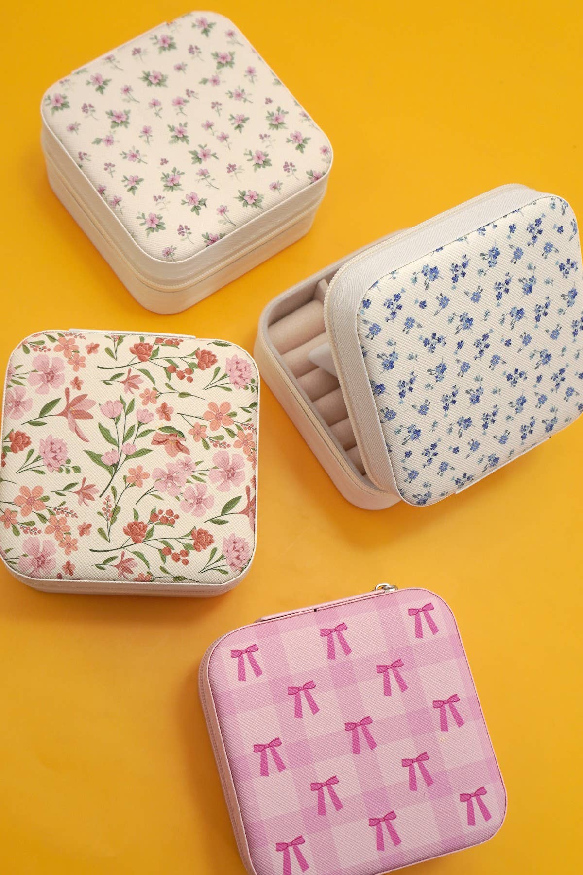Travel Jewelry Organizer